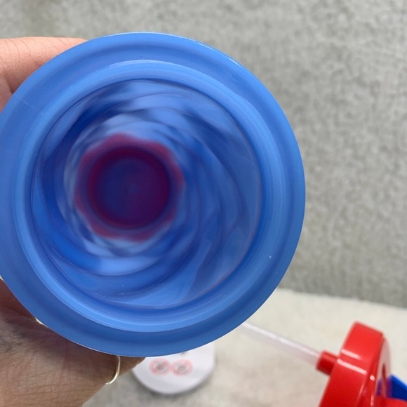 Disney Sippy cup Mickey Mouse Magical changeing color 10" with carrying handle - Picture 10 of 10